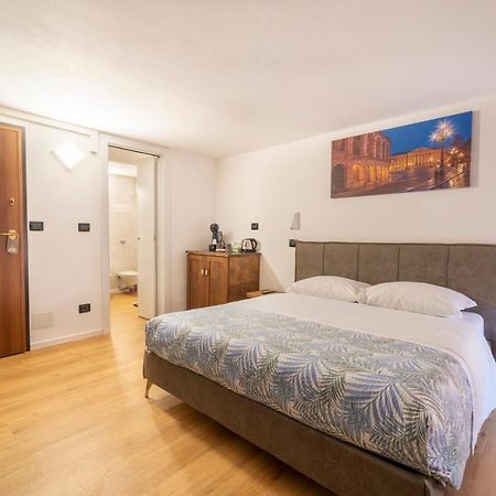 Aurelia Luxury - Piazza Delle Erbe Hotel Verona Ngoại thất bức ảnh