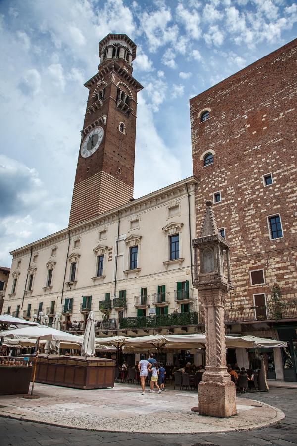 Aurelia Luxury - Piazza Delle Erbe Hotel Verona Ngoại thất bức ảnh