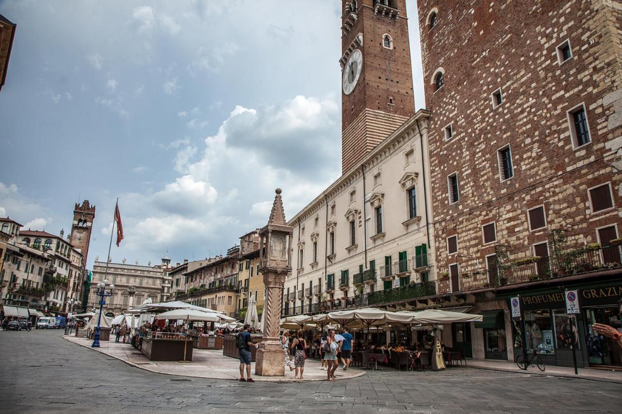 Aurelia Luxury - Piazza Delle Erbe Hotel Verona Ngoại thất bức ảnh