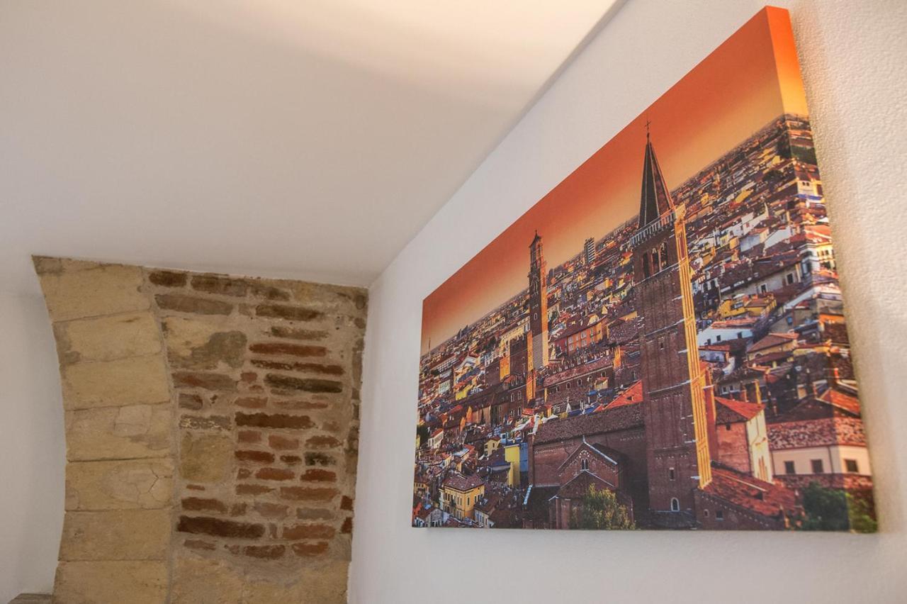 Aurelia Luxury - Piazza Delle Erbe Hotel Verona Ngoại thất bức ảnh