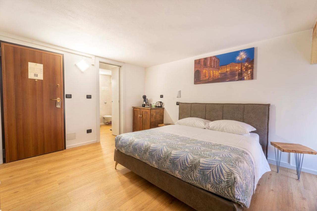 Aurelia Luxury - Piazza Delle Erbe Hotel Verona Ngoại thất bức ảnh
