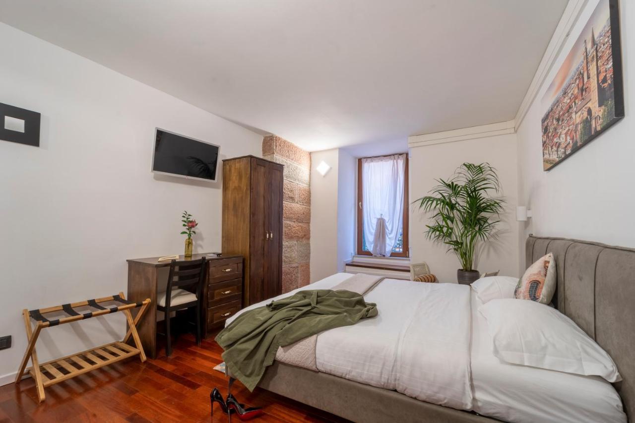 Aurelia Luxury - Piazza Delle Erbe Hotel Verona Ngoại thất bức ảnh